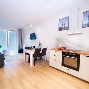 Апартаменты Maya's Flats & 38 - Walowa 23, Гданьск